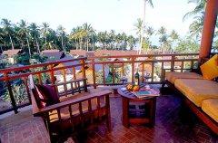 002-nora-beach-resort-samui-superior-room.jpg
