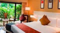 03-double-tree-phuket-deluxe-suite.jpg