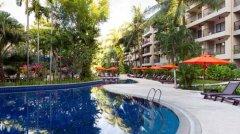 Novotel-Phuket-Surin-003.jpg