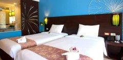 02-Deluxe-Room-02.jpg
