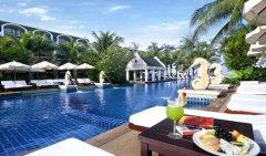 Fac-Swimming-Pool-1.jpg