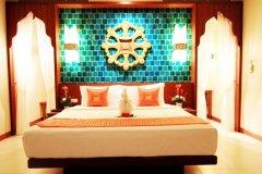 010-rawai-palm-beach-phuket-deluxe-pool-access-2.jpg