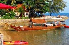012-rocky-resort-samui-facilities-boat.jpg