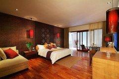 002-sareeraya-samui-Sareeraya-Suite-Jacuzzi.jpg