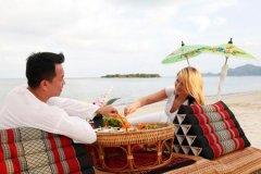 006-sareeraya-samui-Traditional-Northern-Style-Khantoke-Dinner.jpg