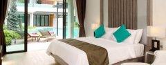 008.02-Sea-Pearl-Villas-Phuket-deluxe-suite-pool-access-1bed.jpg