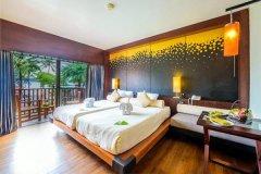 01-seaview-patong-hotel-superior2.jpg