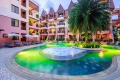 05-seaview-patong-hotel.jpg