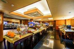 06-seaview-patong-hotel1.jpg