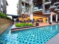 The-Charm-Resort-Phuket-002.jpg