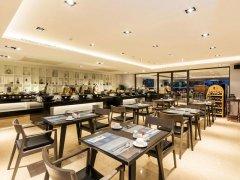 The-Charm-Resort-Phuket-004.jpg