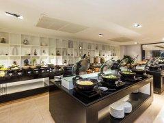 The-Charm-Resort-Phuket-005.jpg