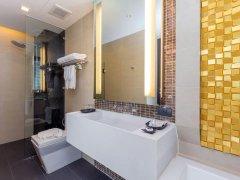 The-Charm-Resort-Phuket-018.jpg