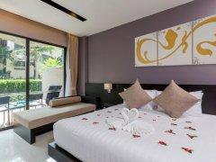 The-Charm-Resort-Phuket-028.jpg