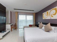 The-Charm-Resort-Phuket-032.jpg
