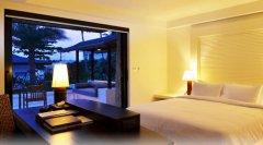 05-2-The-Racha-Phuket-Spa-Pool-Suite.jpg