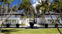 The-Racha-Resort-on-Racha-Yai-Island-near-Phuket-3.jpg