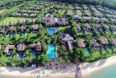 The-Village-Coconut-Island-Resort-014.jpg