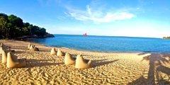 015-beach.jpg