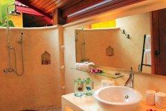 004-zazen-samui-beachfront-deluxe-bungalow.jpg
